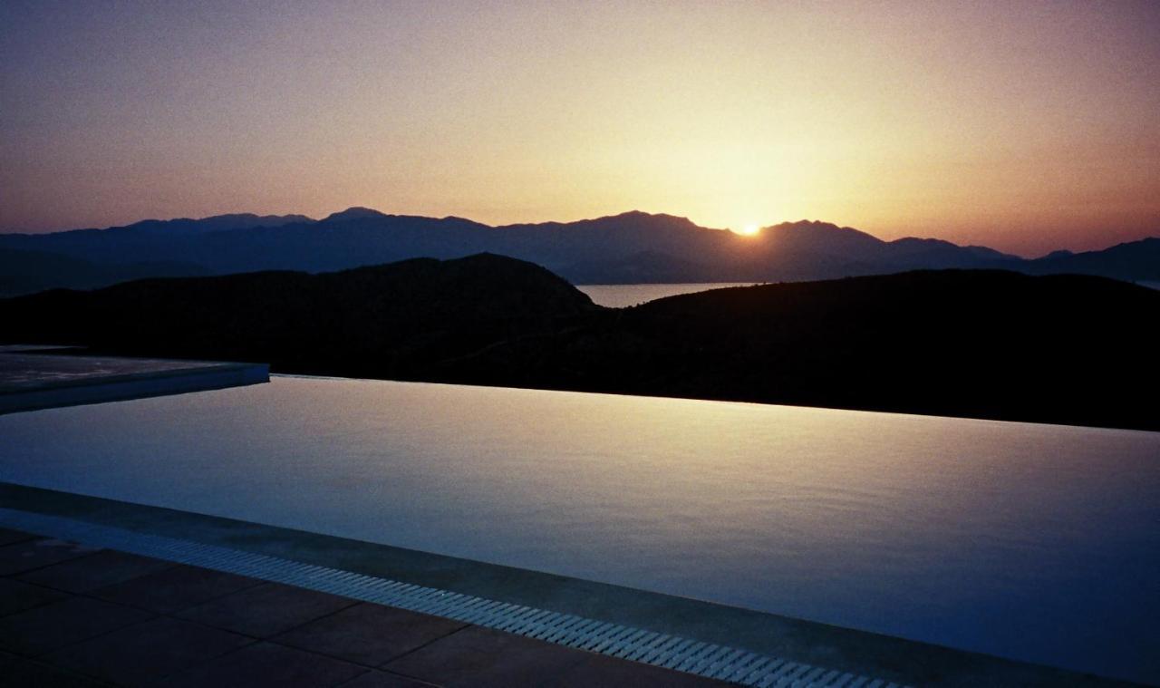 Villa Lir Tholos  Εξωτερικό φωτογραφία